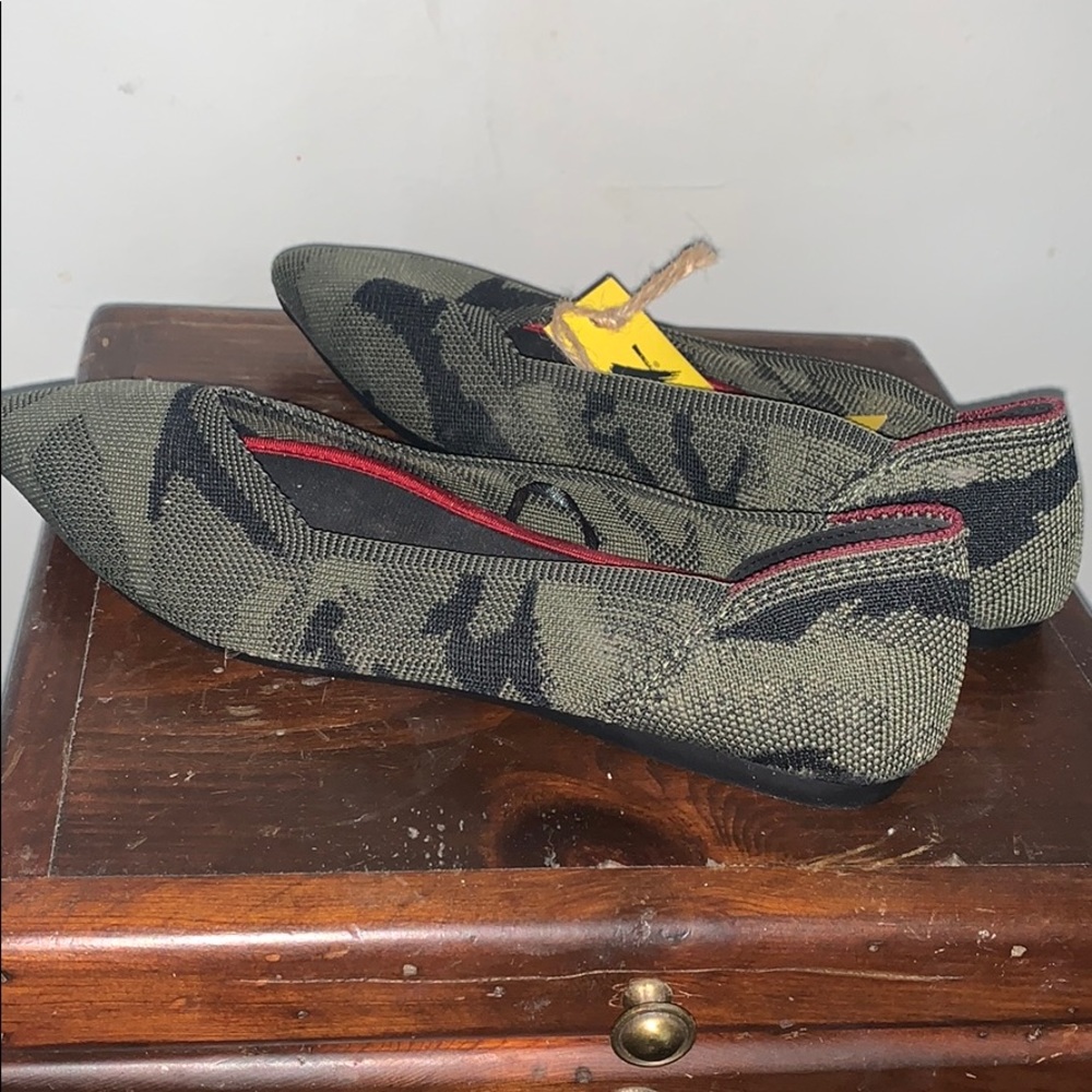 Camo flats